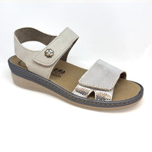 Sandalo da donna con  fascia in velcro e plantare estraibile - Art. 184