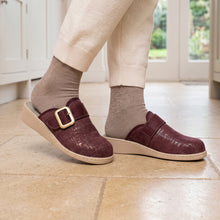 Ciabatte invernali da donna con fibbia regolabile e zeppa 4 cm - Art. 1503